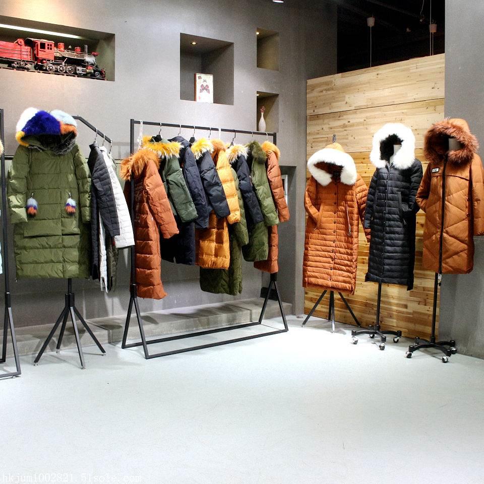 品牌折扣服裝店促銷活動廣告語怎么編寫吸引顧客進店